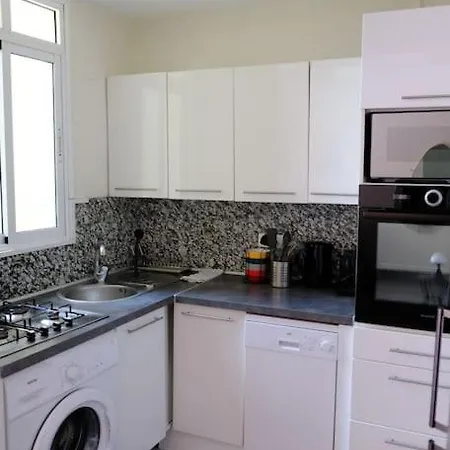 Cosy A 2 Pas De La Daire Nice