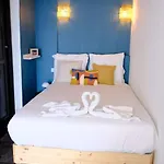 Cosy A 2 Pas De La *